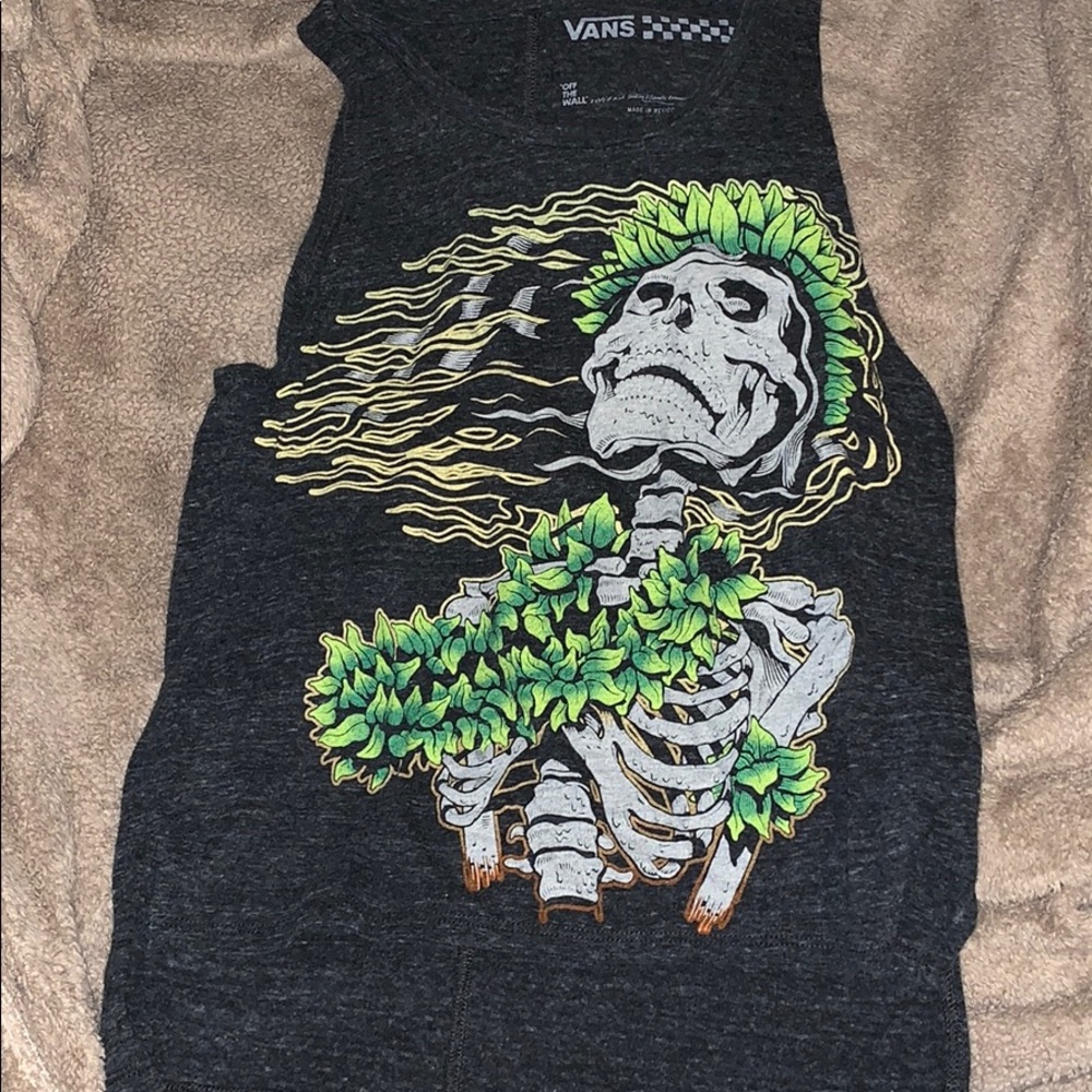 Vans . Hi / low skull crop top